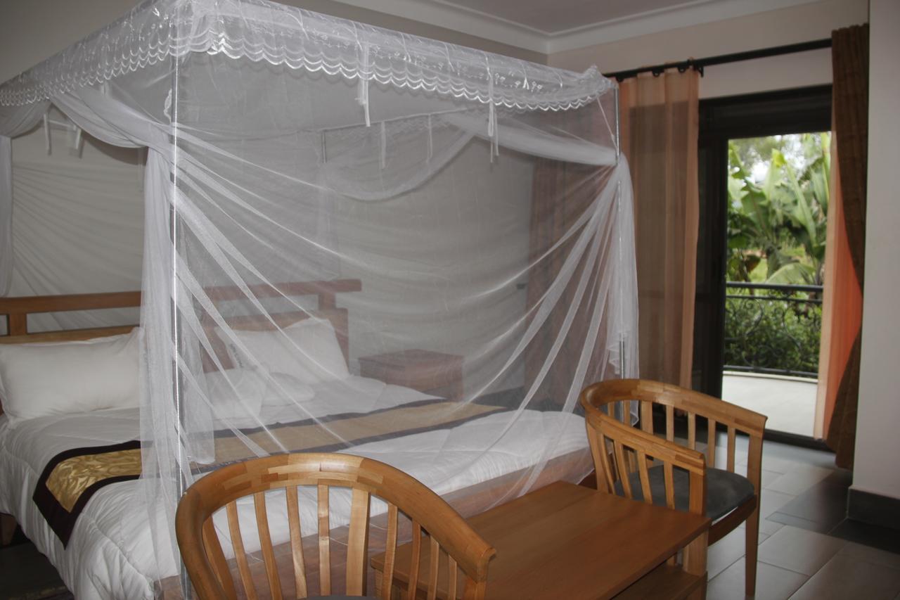 Cepha'S Inn Kabale Exterior foto