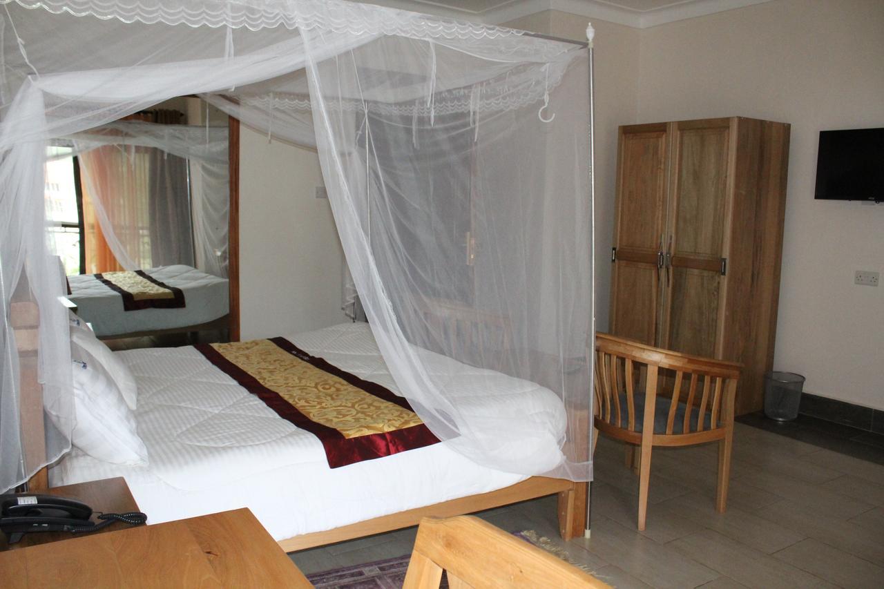 Cepha'S Inn Kabale Exterior foto