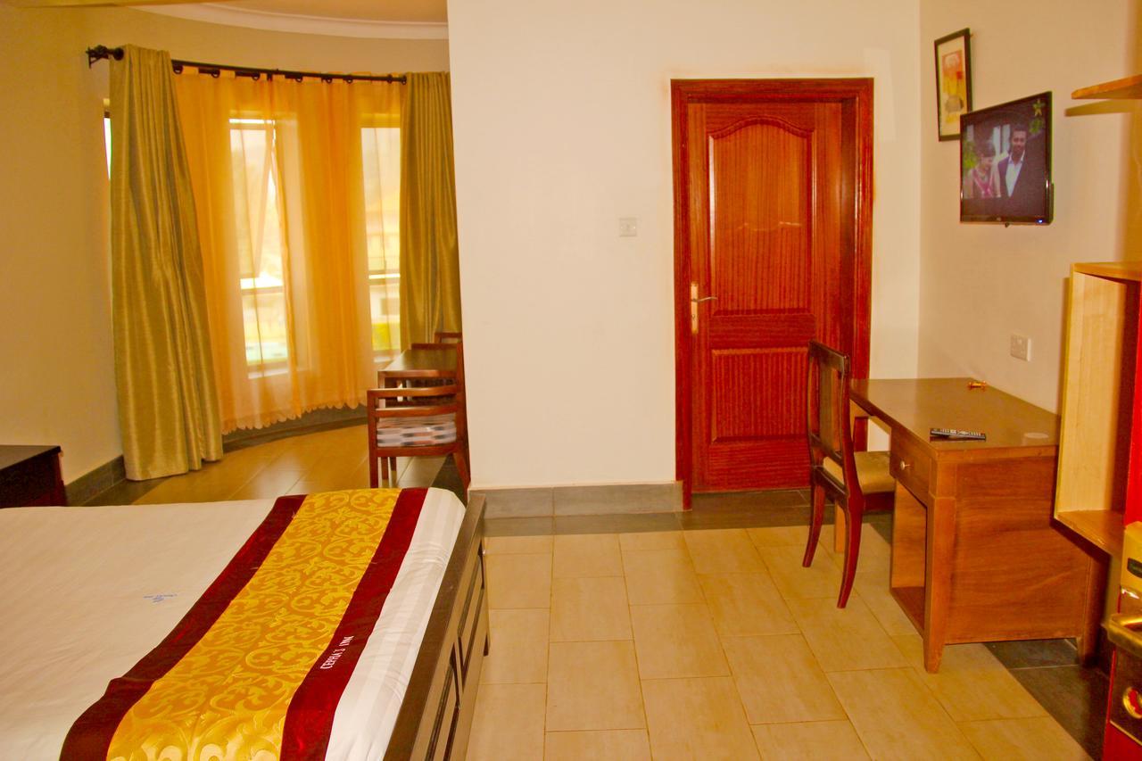 Cepha'S Inn Kabale Exterior foto